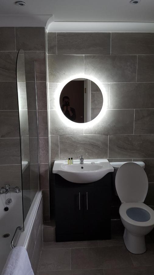 The Bounty Bar Guesthouse Trim Εξωτερικό φωτογραφία